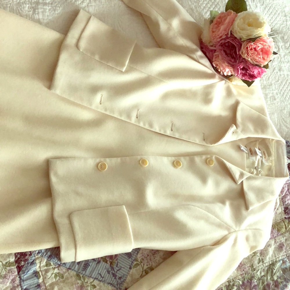 Cream colored Talbots dress suit. Like new!
